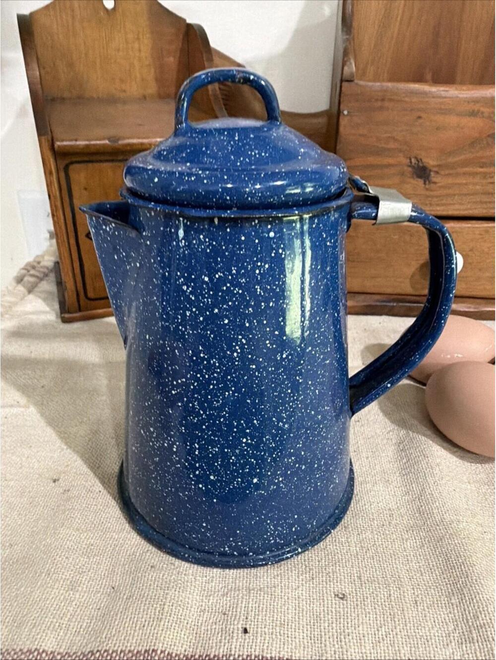 VTG Blue White Speckled Enamelware Coffee Pot Lid Country Farm Camp Hike 2 Cup - Picture 3 of 9